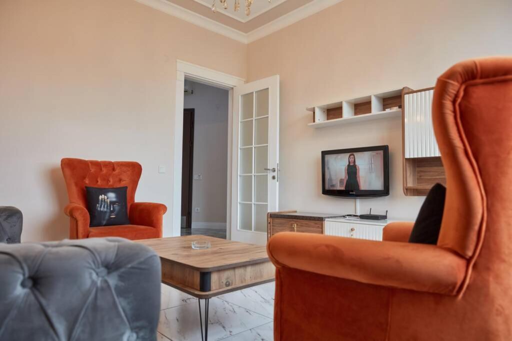 Taksim Square Apartment, Great View, Luxury Istanbul Bagian luar foto